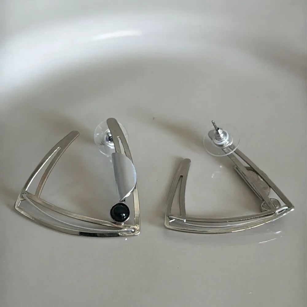 POLY earrings - Picture 3 of 3
